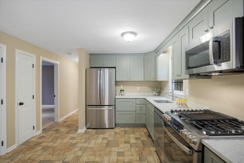 30 Currycomb Cir Property Photo 16