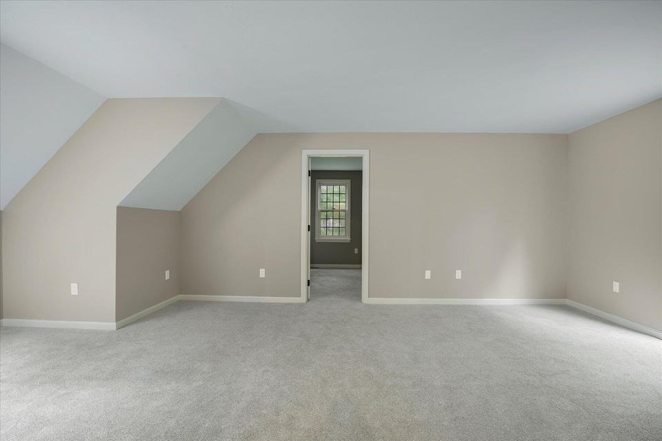 30 Currycomb Cir Property Photo 27