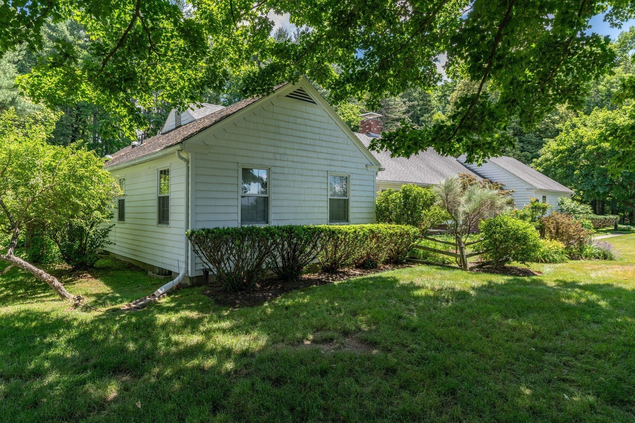 1196 Florence Rd Property Photo 5