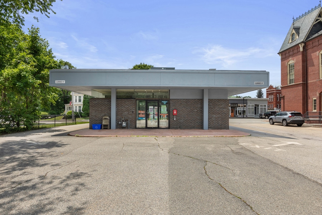 12 School St Property Photo 6