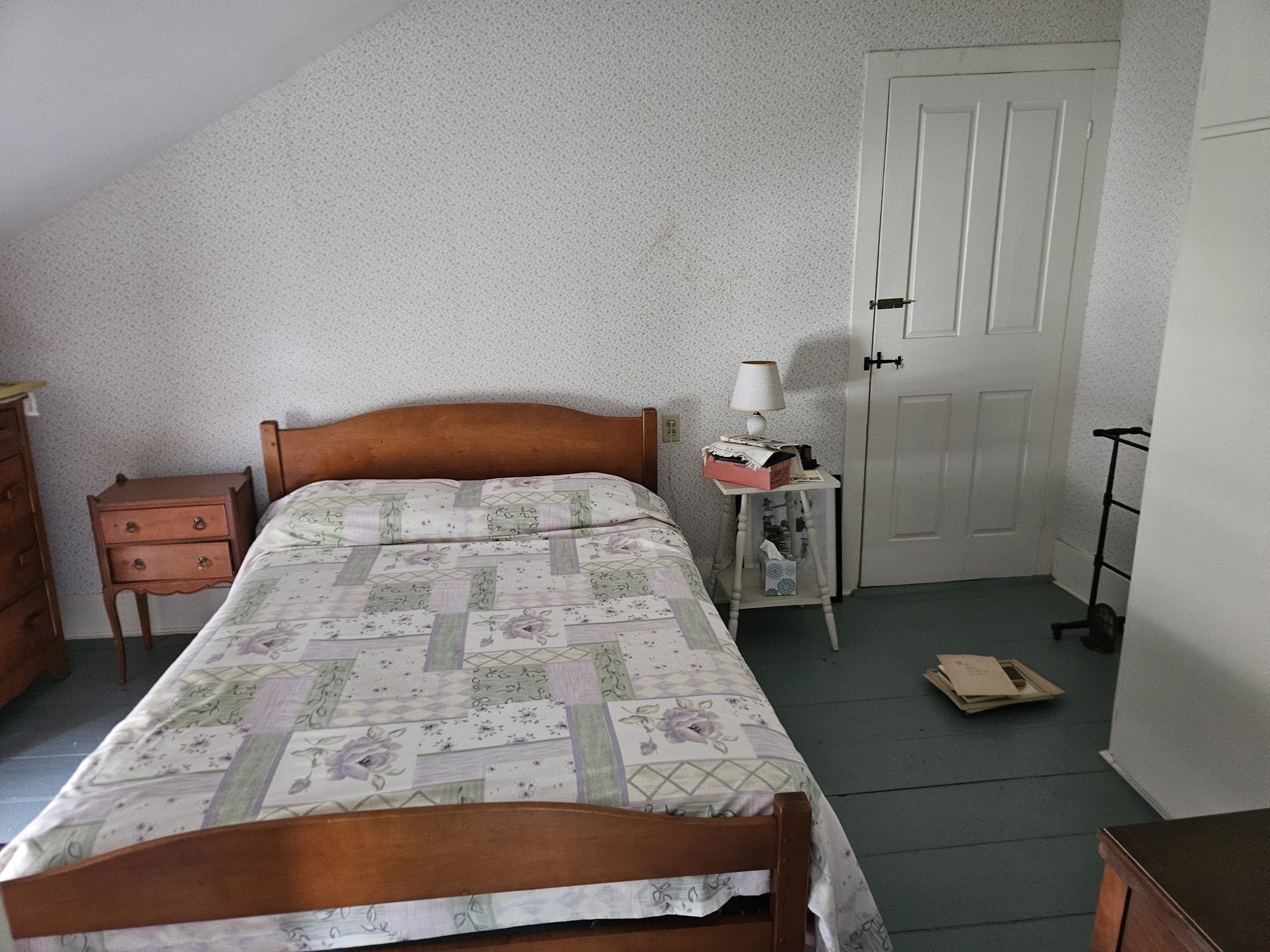 43 Summer St Property Photo 11