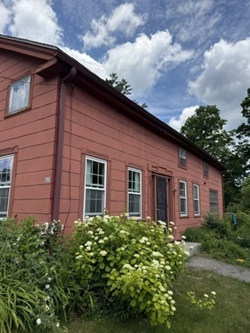 43 Summer St Property Photo 18