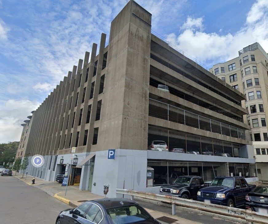 425 Newbury St # A34 Property Photo 1