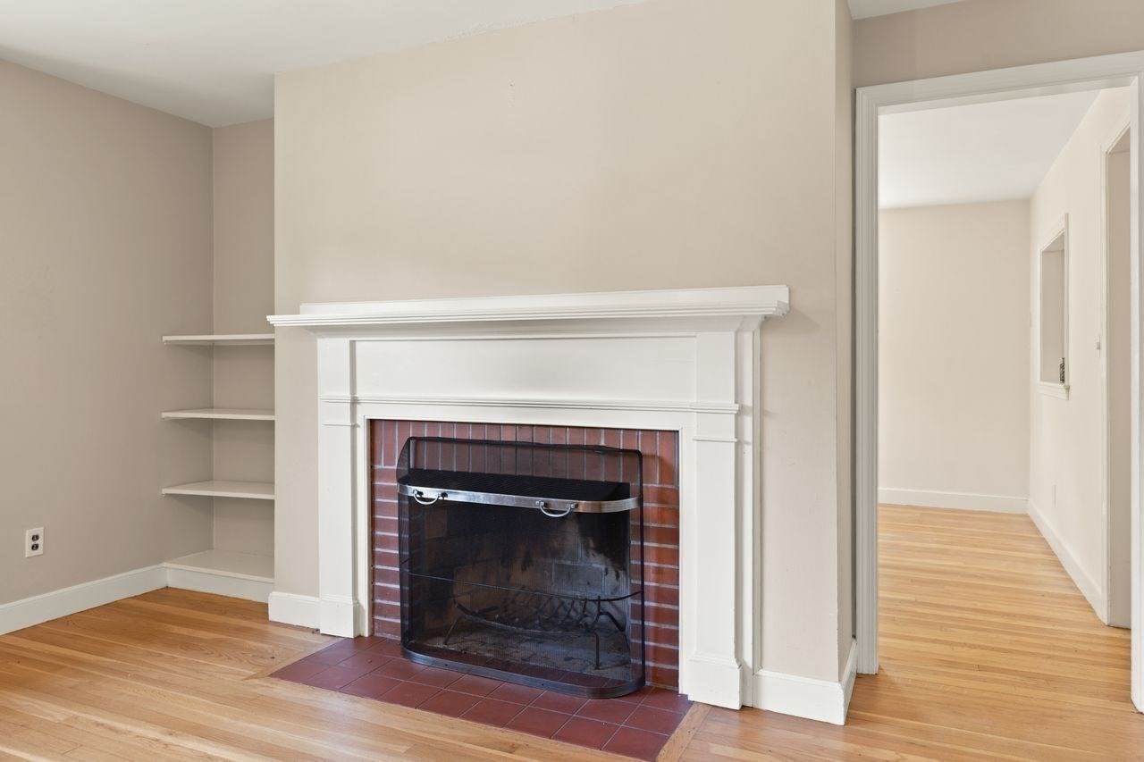 24 Pleasant Park Rd Property Photo 6
