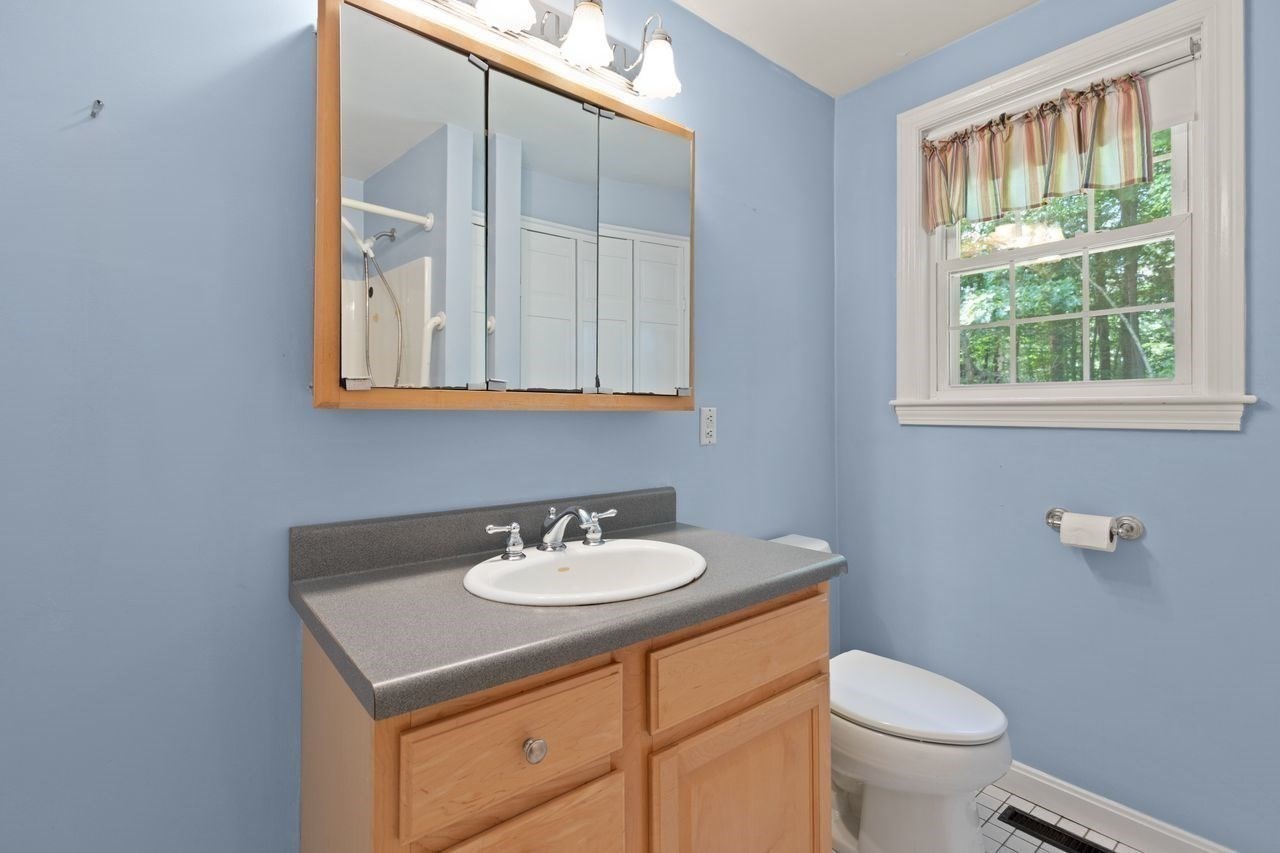 24 Pleasant Park Rd Property Photo 20
