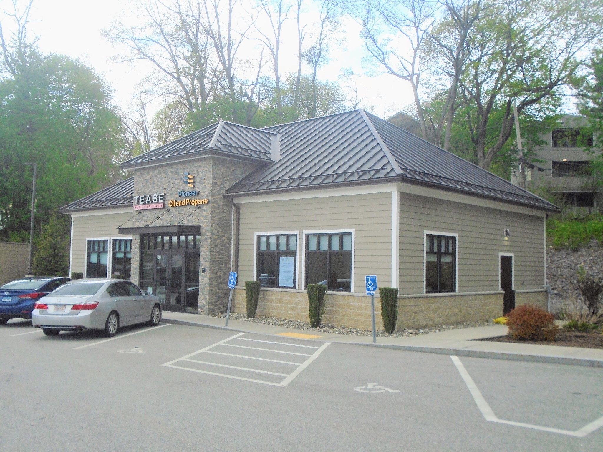 644 Park Ave Property Photo 1
