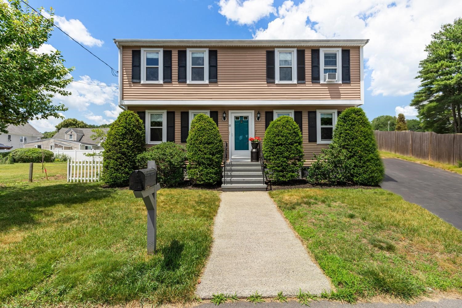 19 Altoona Rd Property Photo 1