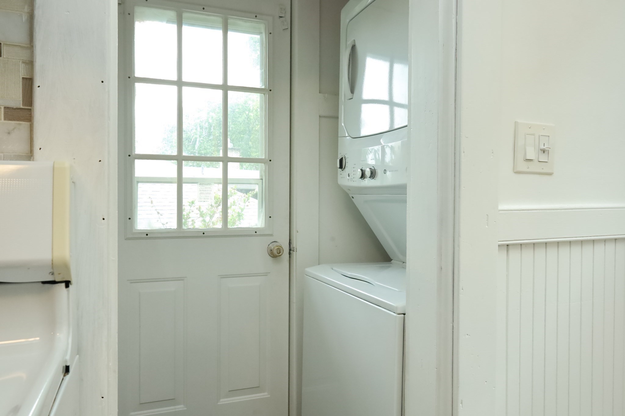 98 Woodside # 2 Property Photo 13