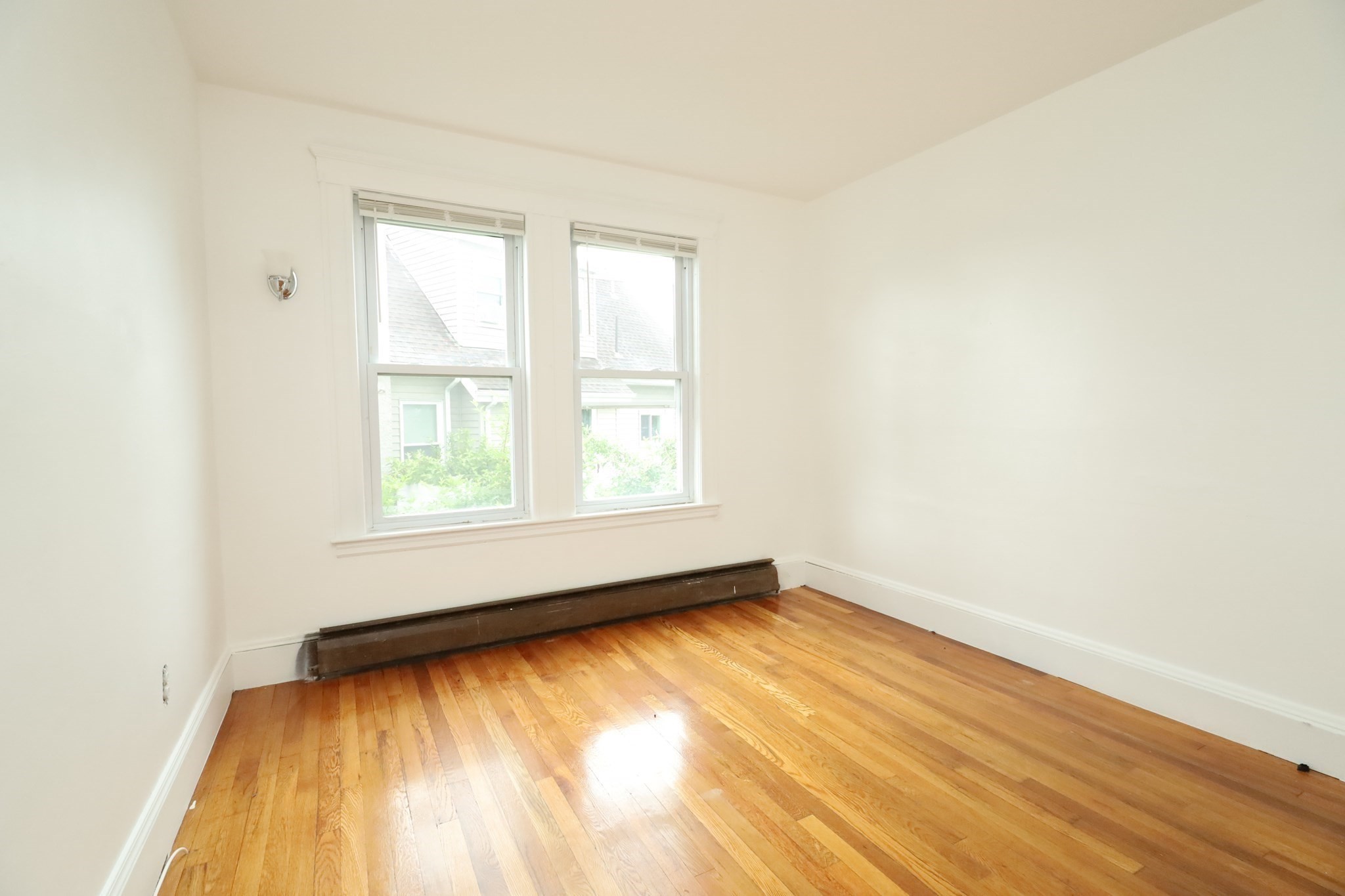 98 Woodside # 2 Property Photo 14