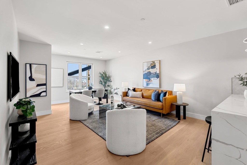 27 Guild Street # 207 Property Photo 5