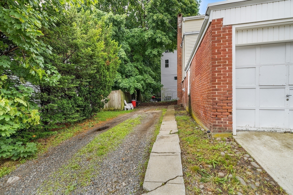 113 Cedar St Property Photo 23