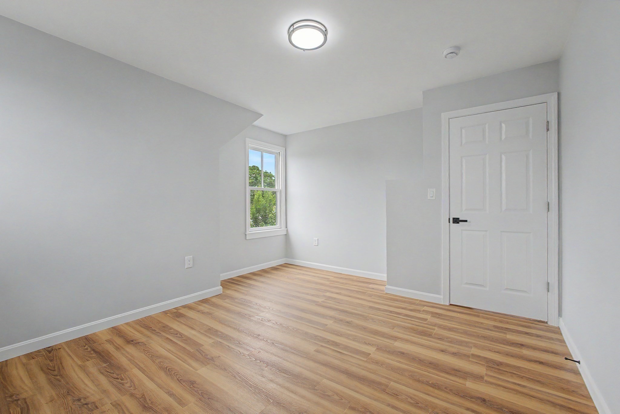 298 King St Property Photo 8