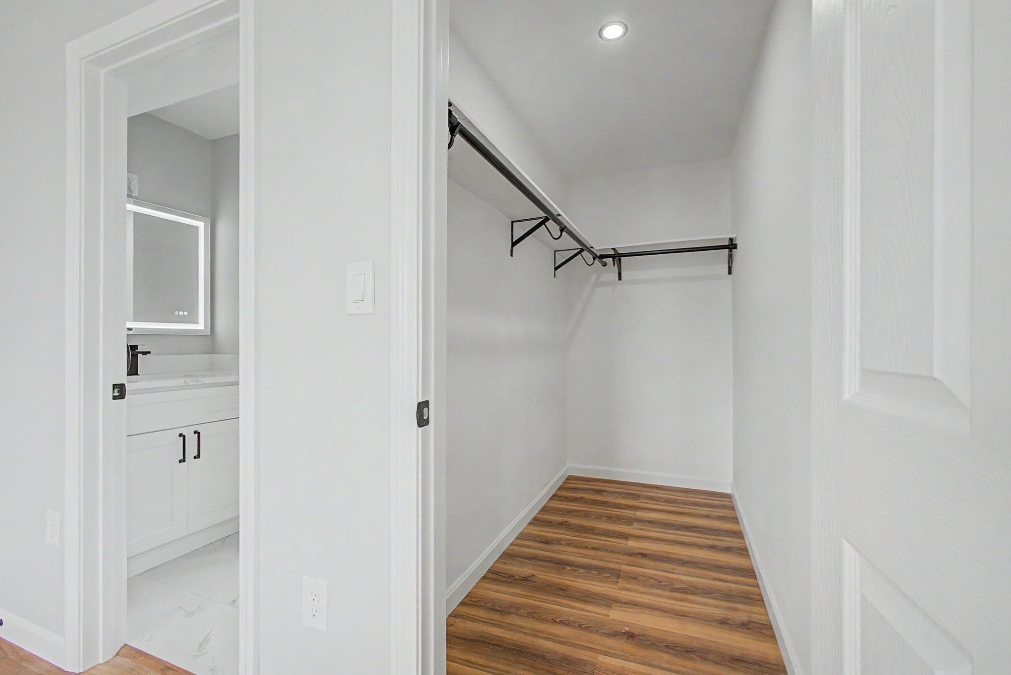 298 King St Property Photo 11