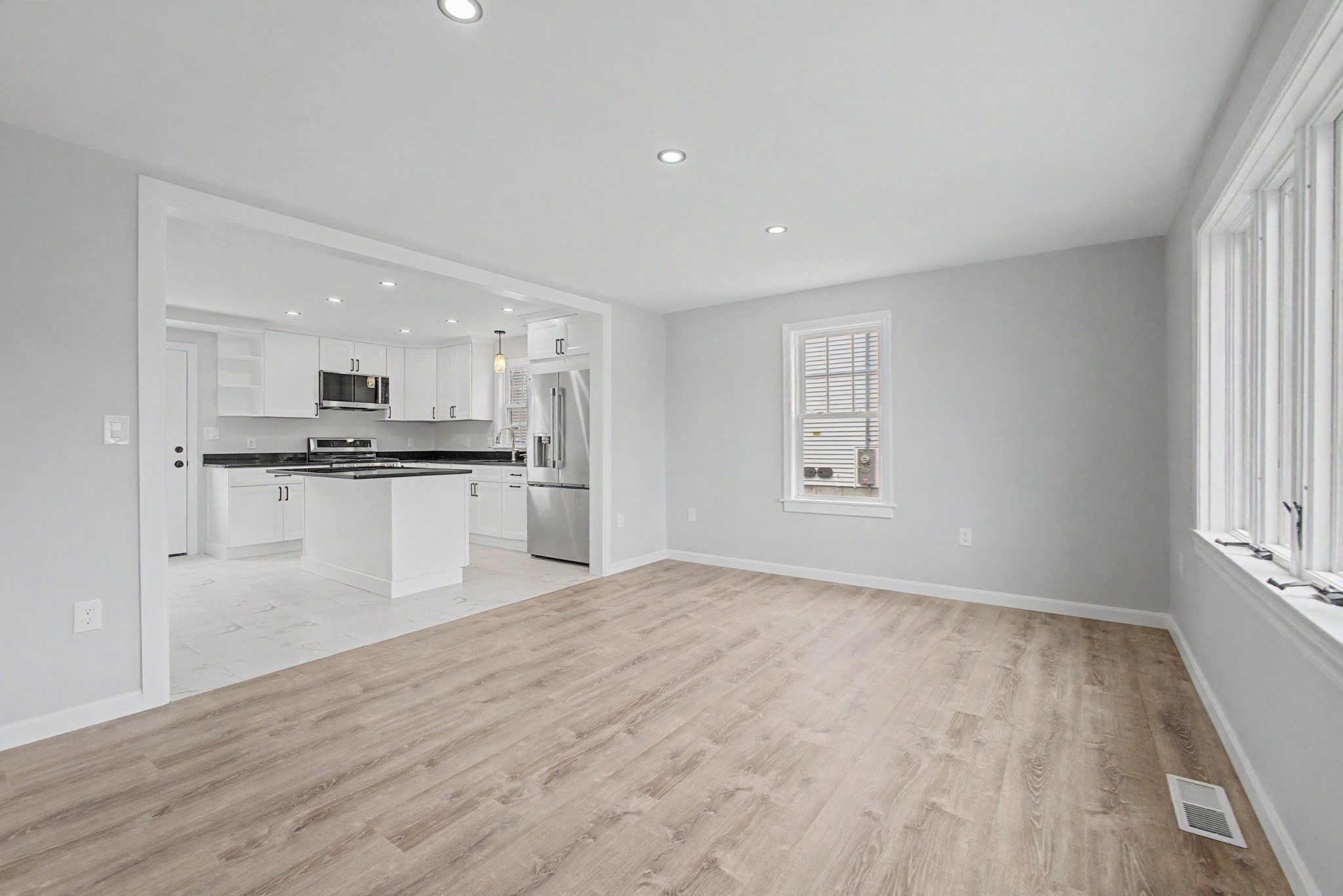 298 King St Property Photo 19