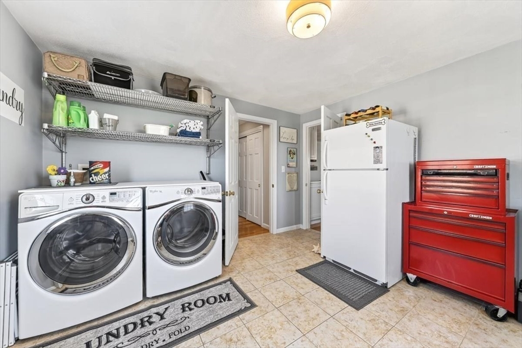 76 Surfside Rd Property Photo 13