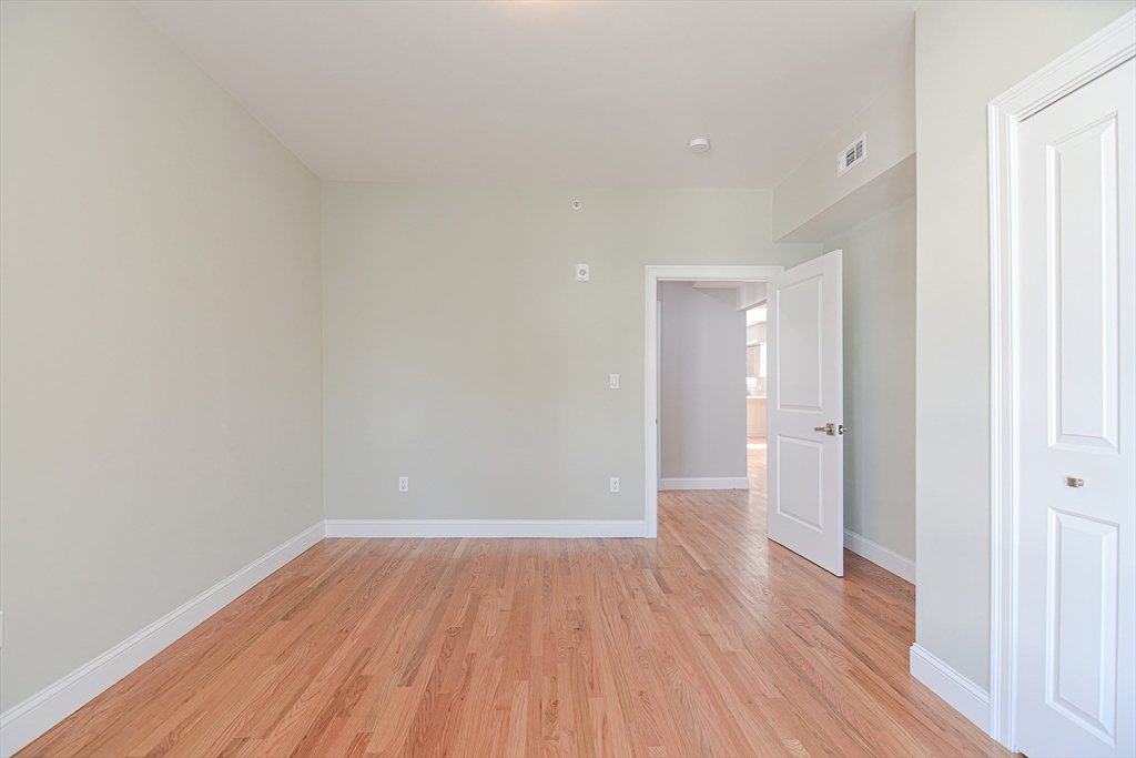 8 Melvin St # 2 Property Photo 16