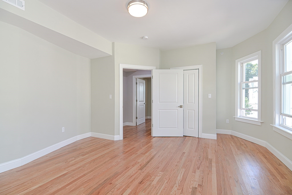 8 Melvin St # 2 Property Photo 19