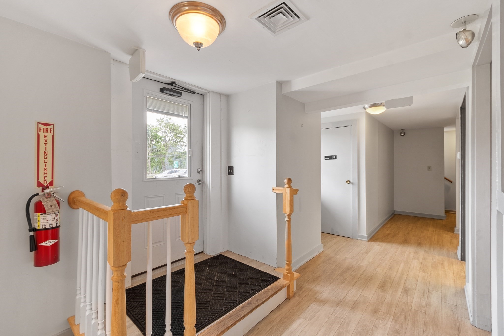 247 Newbury St Property Photo 19