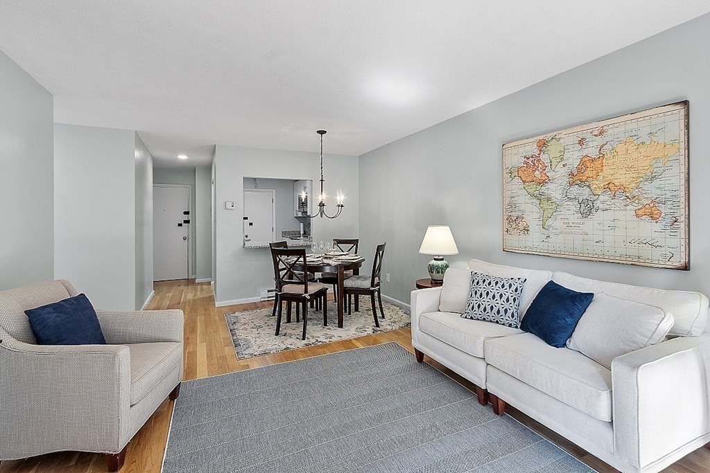 29 Custer St # 201 Property Photo 1