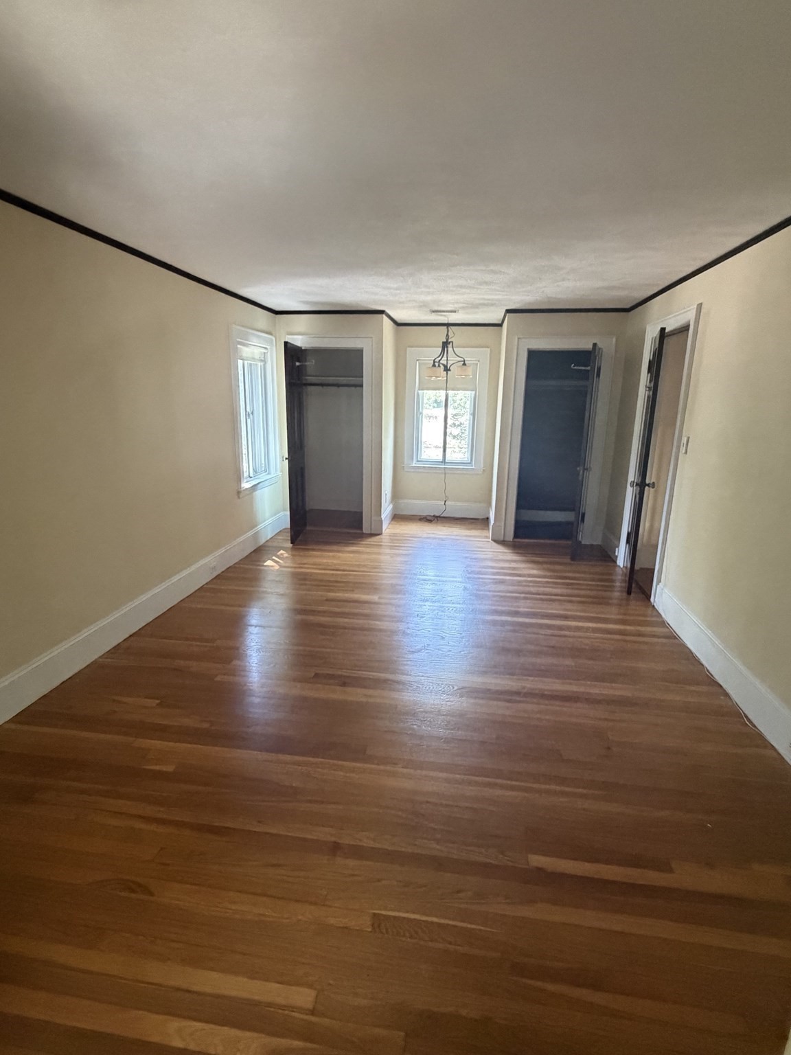 4 Van Ness Road Property Photo 8