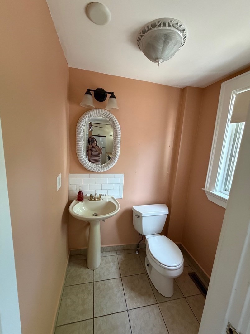 4 Van Ness Road Property Photo 10