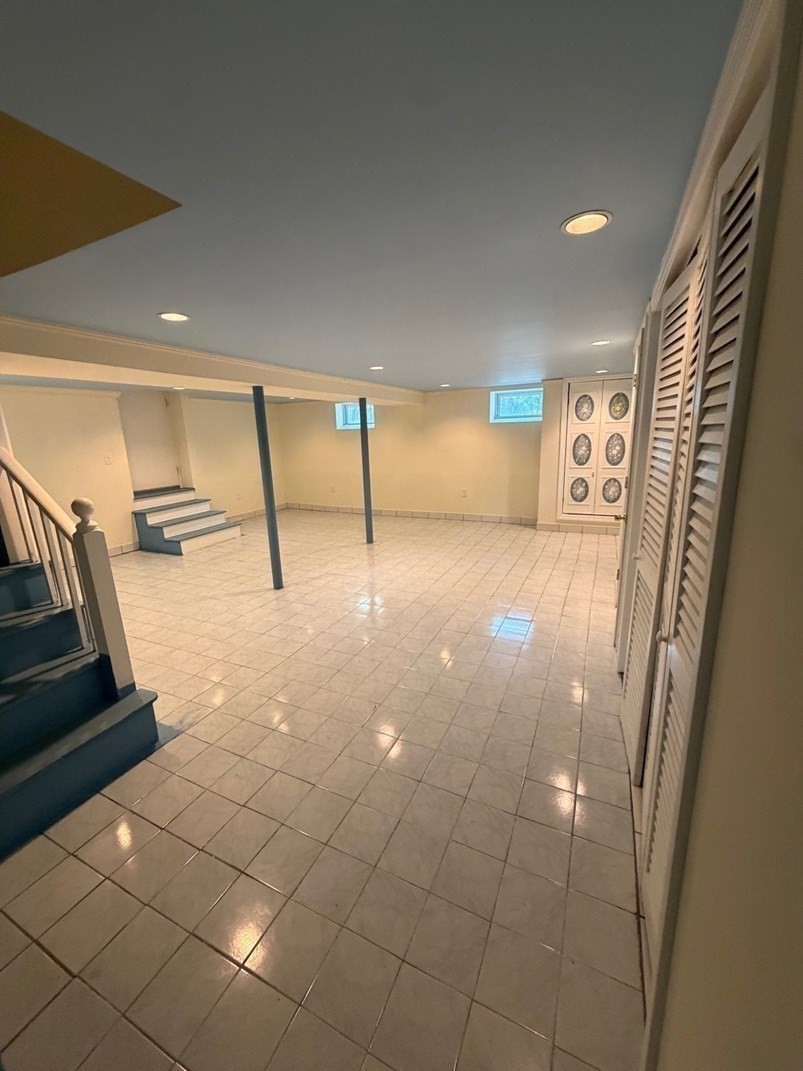 4 Van Ness Road Property Photo 19