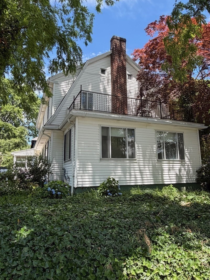 4 Van Ness Road Property Photo 27