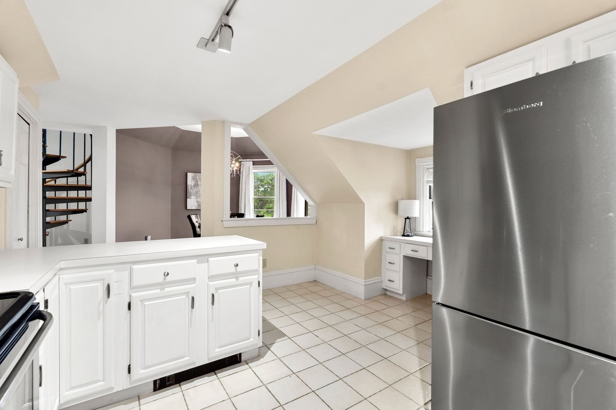 39 Broad St # 5 Property Photo 18