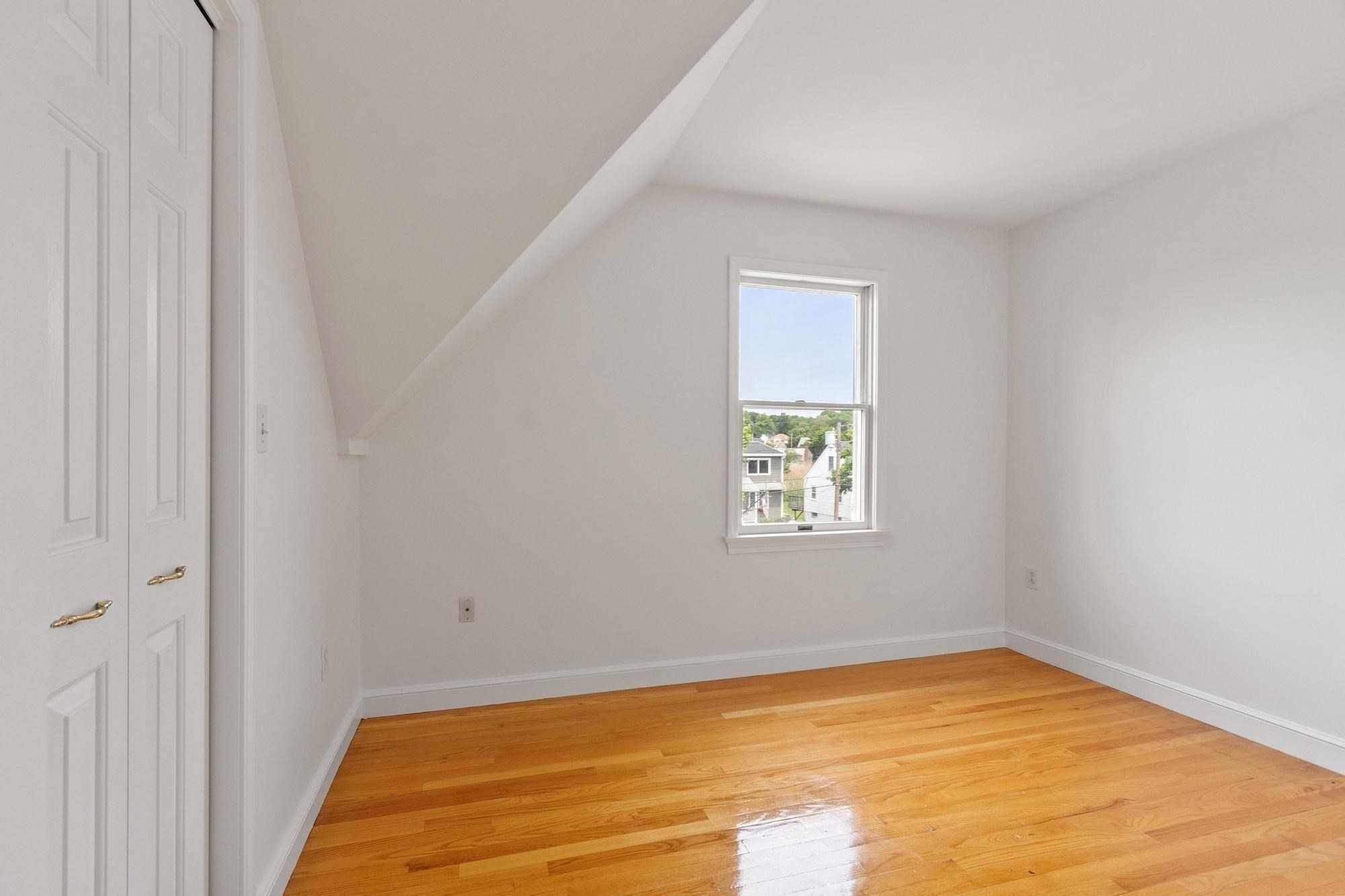 45 Willow Rd Property Photo 30
