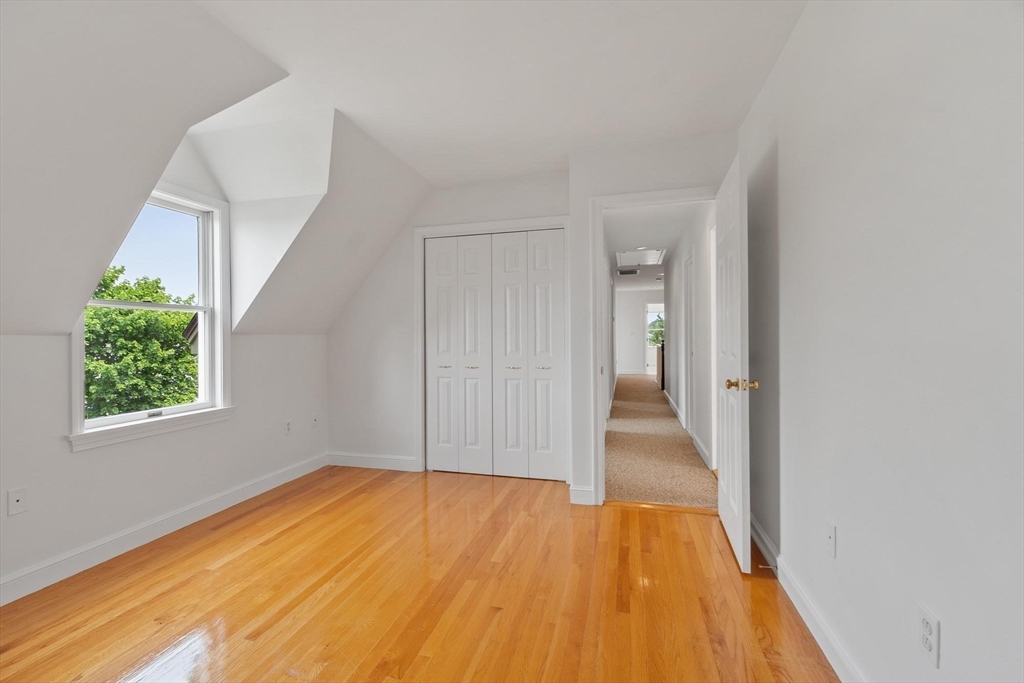 45 Willow Rd Property Photo 35