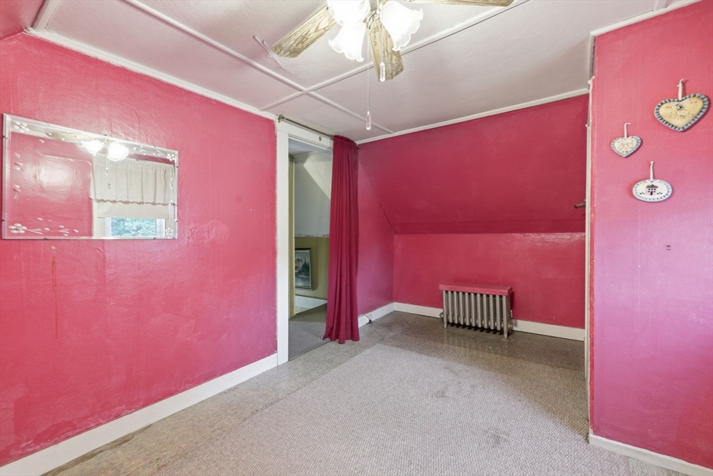 48 Grant St Property Photo 25