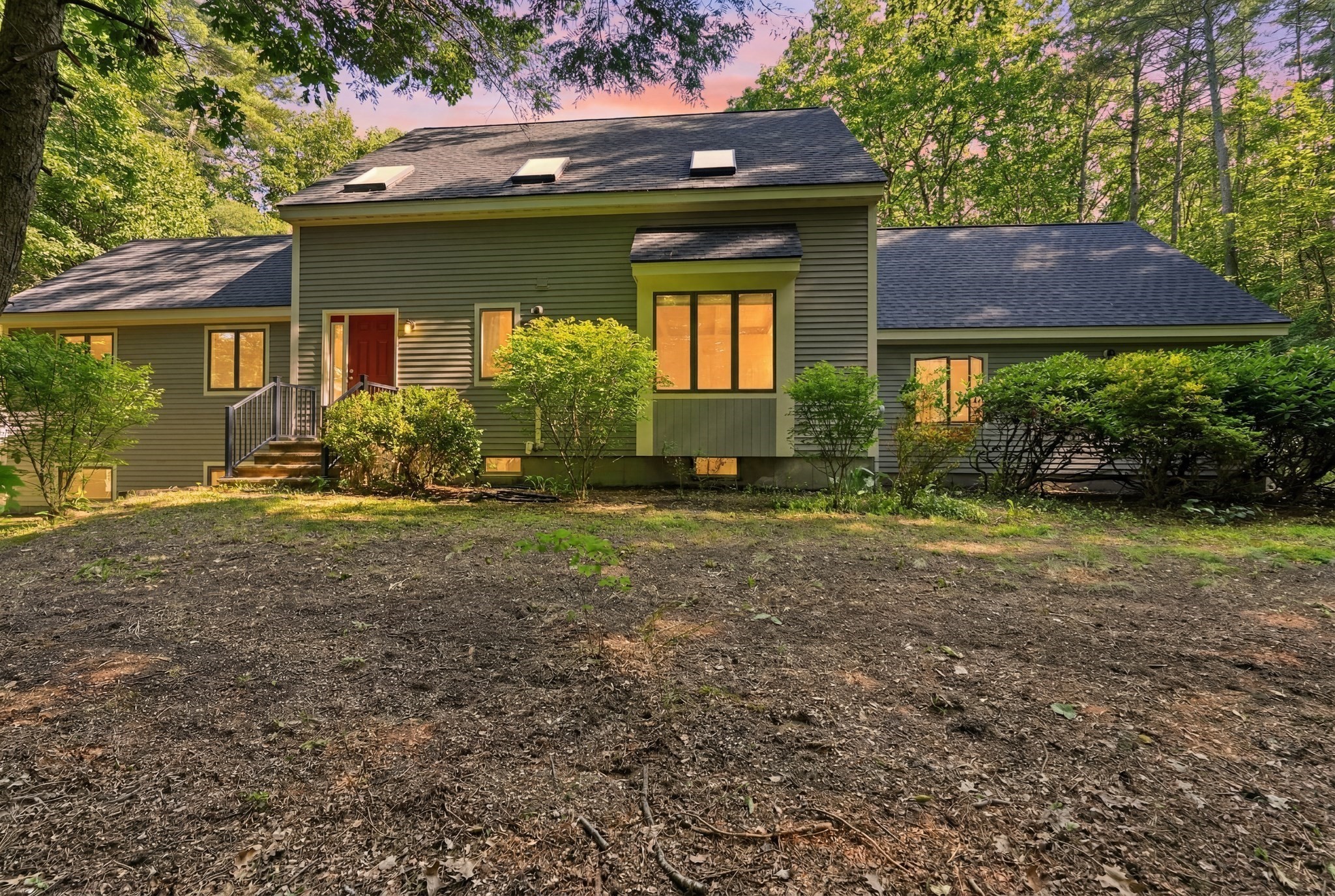 470 Montague Rd Property Photo 41