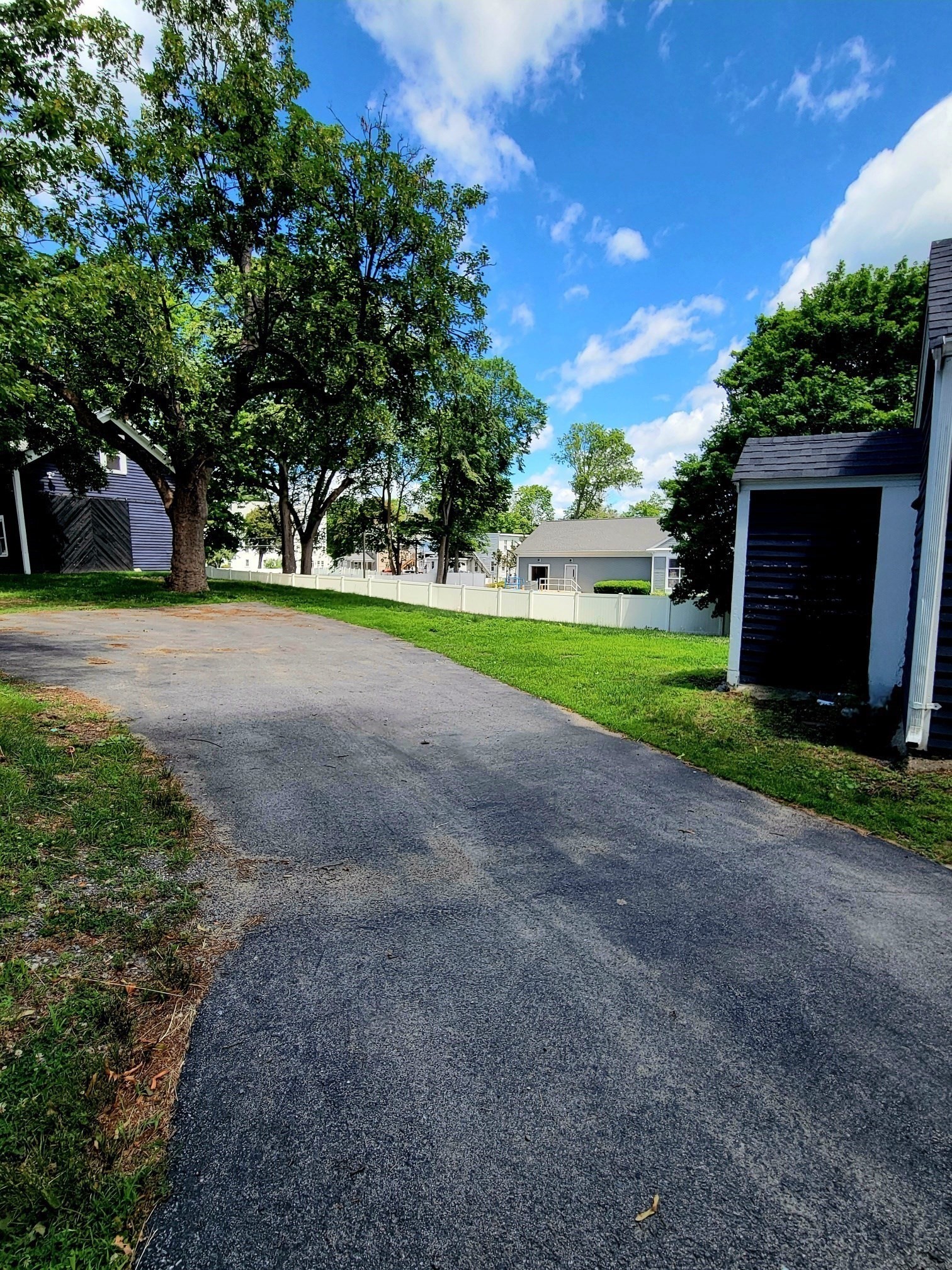 136 Commonwealth Rd # 2 Property Photo 15