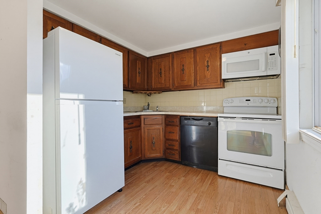 18 Cobb Ave # 18 Property Photo 7