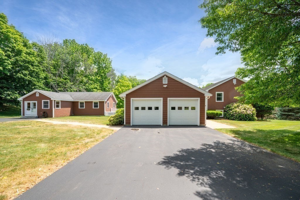 4 Fern Avenue Property Photo 8