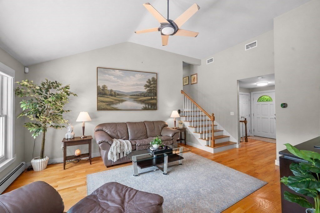 4 Fern Avenue Property Photo 14