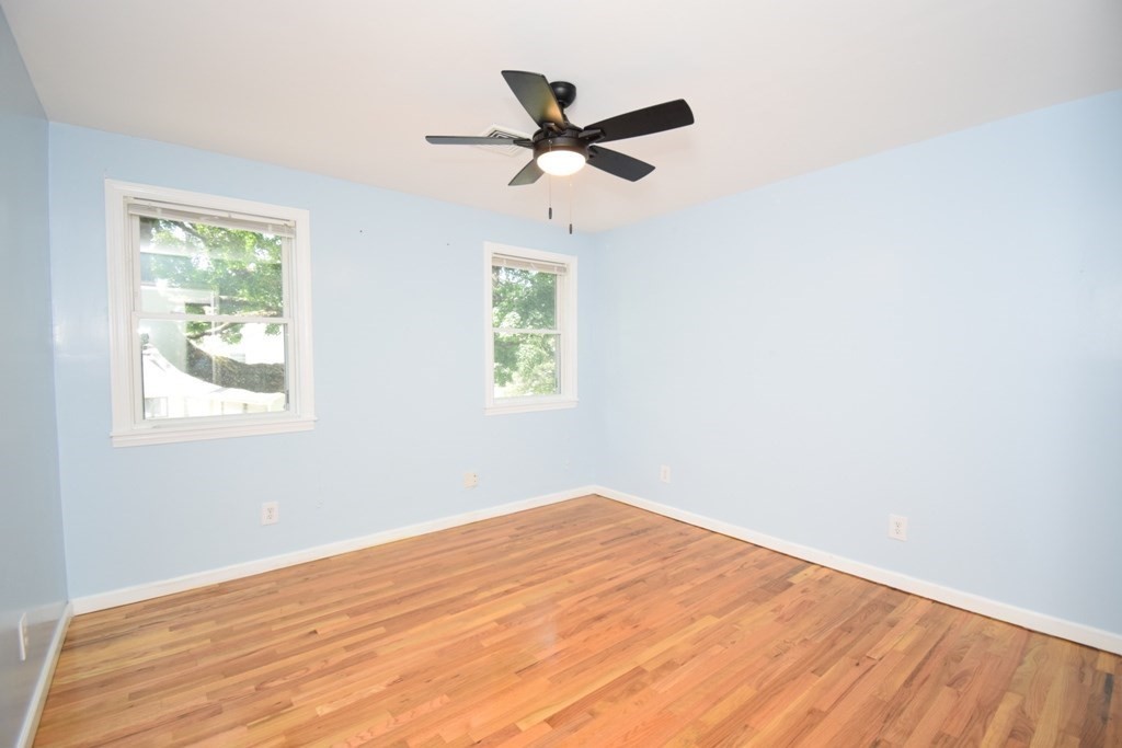 302 Lake Street Property Photo 11