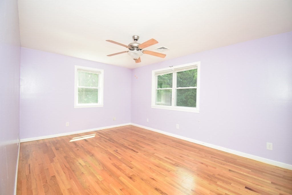 302 Lake Street Property Photo 15