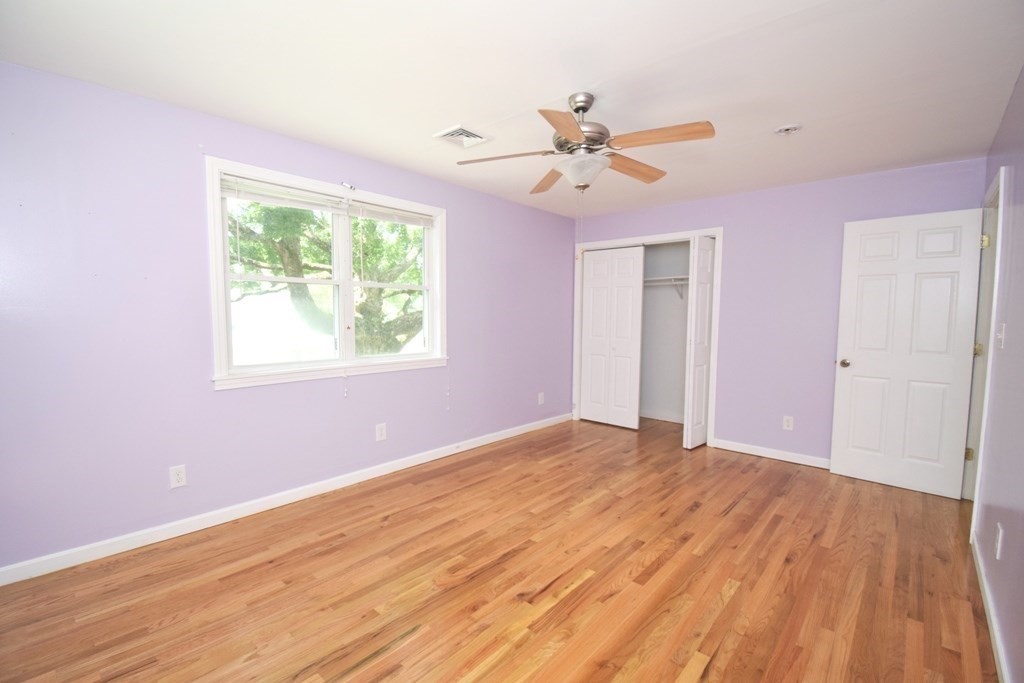 302 Lake Street Property Photo 16