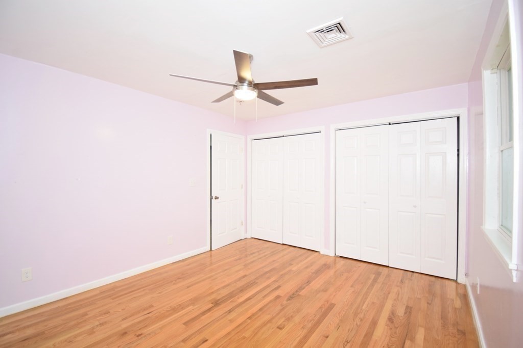 302 Lake Street Property Photo 19
