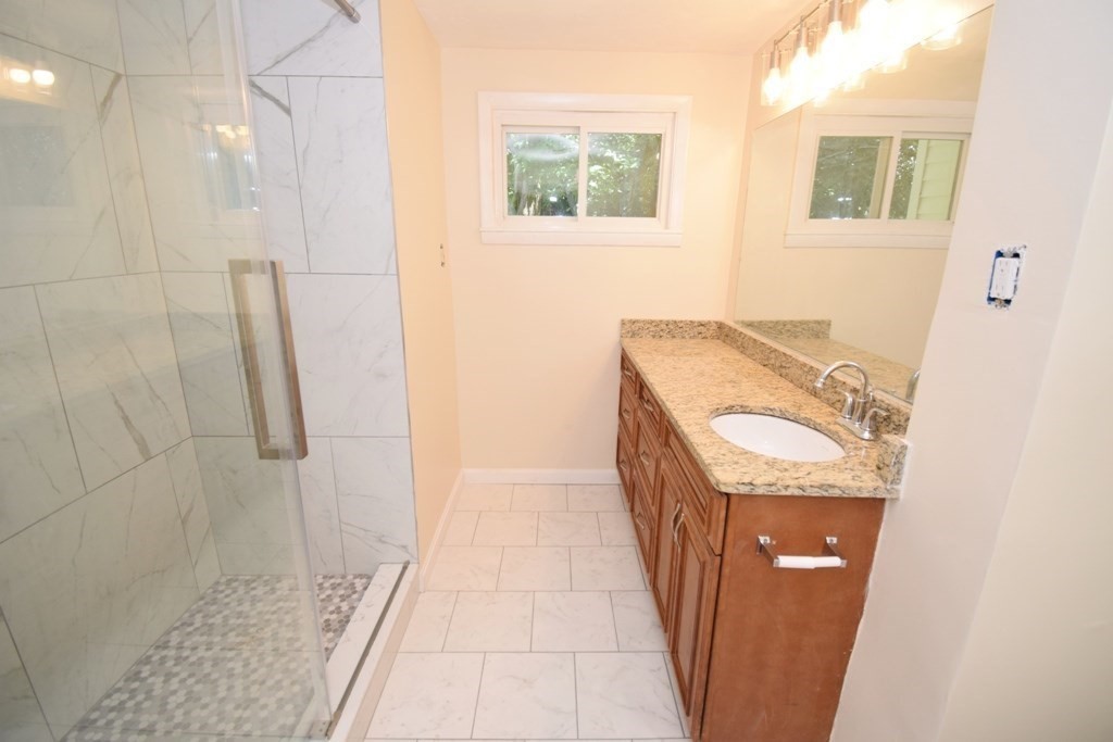 302 Lake Street Property Photo 29