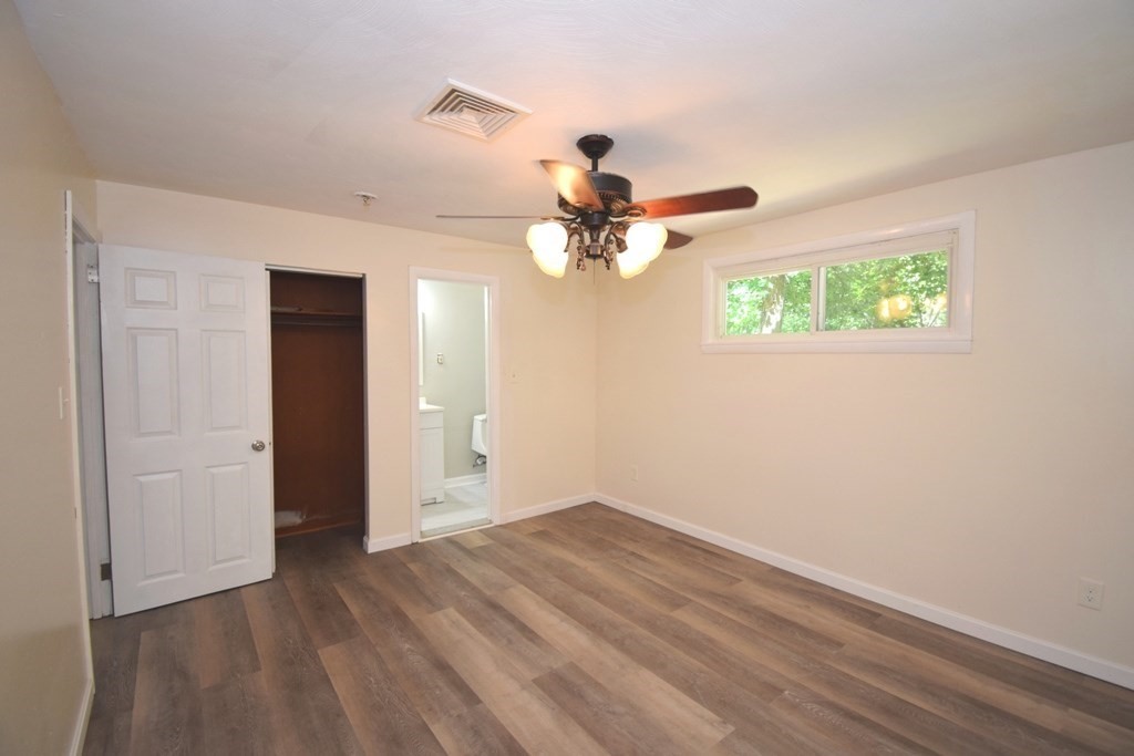 302 Lake Street Property Photo 31
