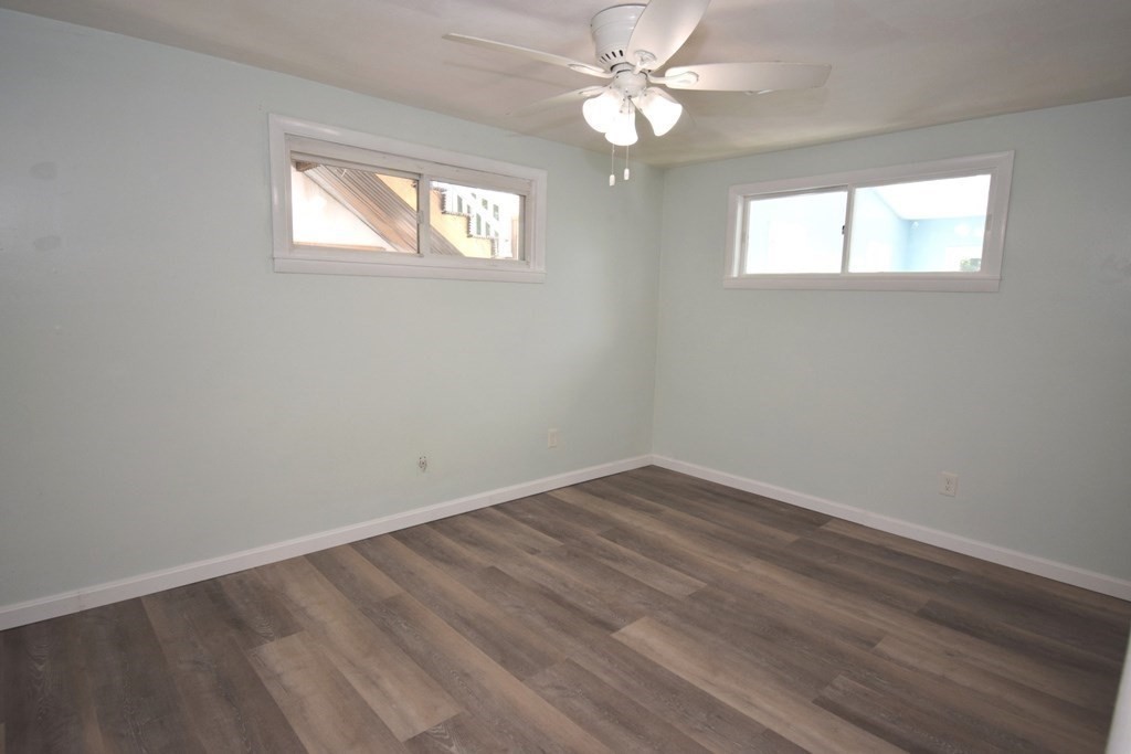 302 Lake Street Property Photo 32