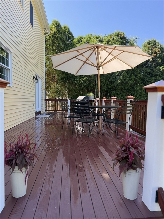 1 Spring Lane Property Photo 7