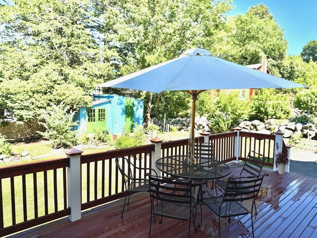 1 Spring Lane Property Photo 8