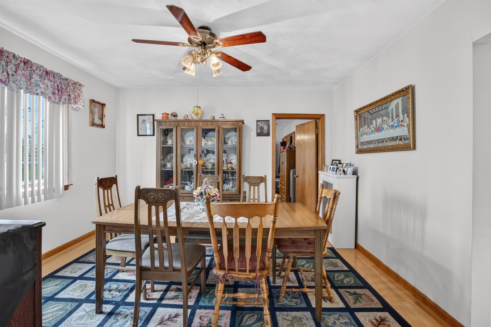 549 Main St Property Photo 11