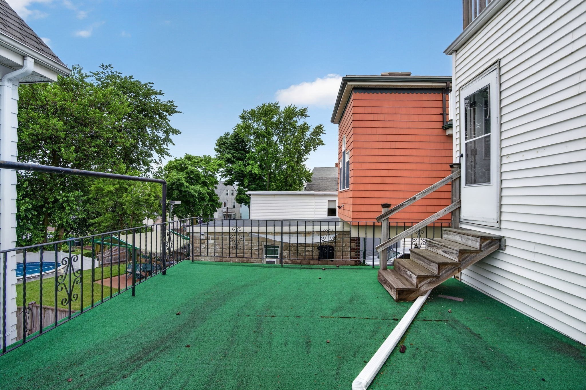 549 Main St Property Photo 39