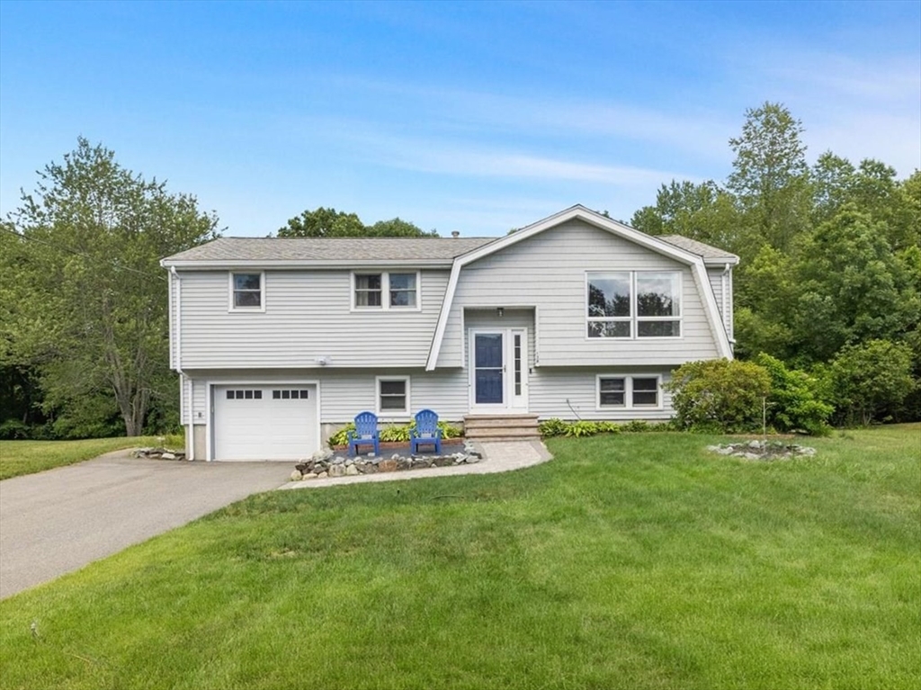 138 Kotlik St Property Photo 1