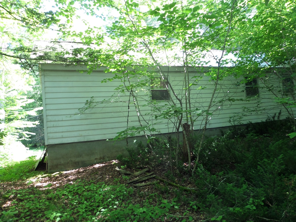 43-a River Rd Property Photo 2