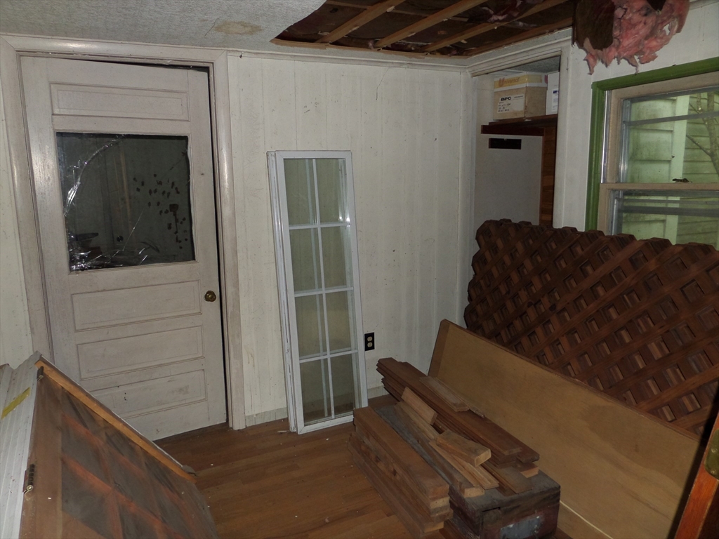 43-a River Rd Property Photo 16